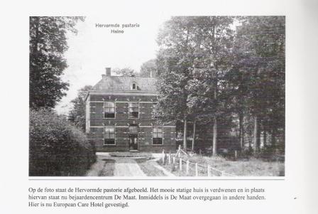 De voormalige hervormde pastorie van Heino Statig huis met bomen