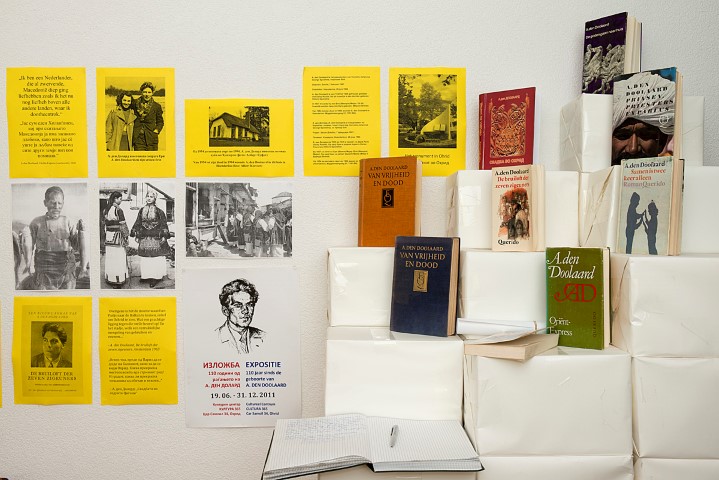 Deel van de tentoonstelling in Ohrid - foto Herman Zonderland Een deel van de A. den Doolaard tentoonstelling in Ohrid