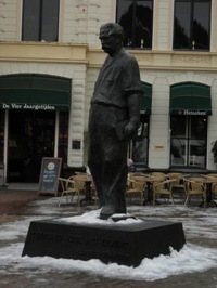 Standbeeld voor Albert Schweitzer in Deventer