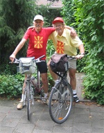 John en Kees op de fiets